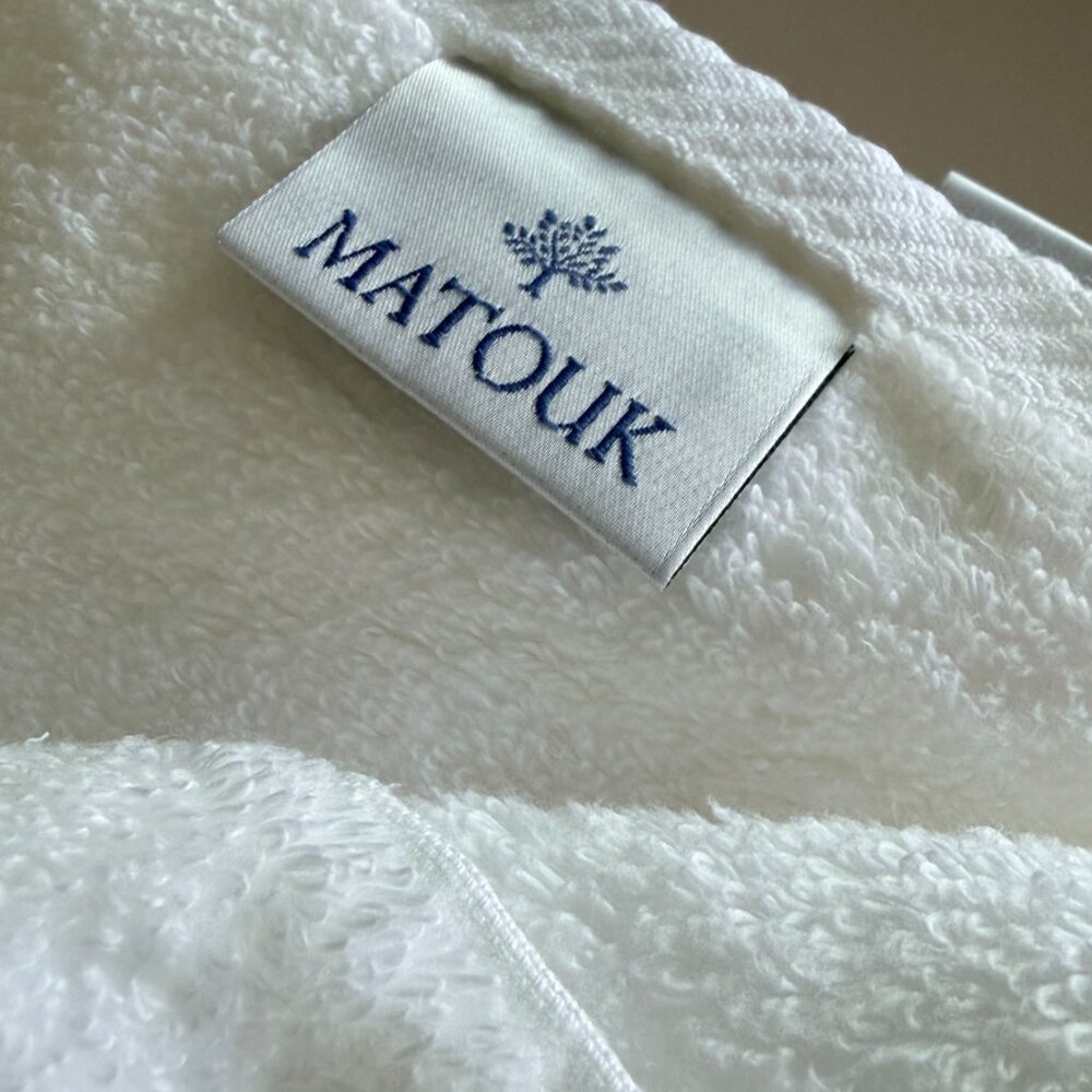 New Matouk Milagro Hand Towels (set of 4) other sizes available